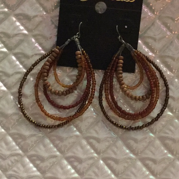 🌻NEW New Multi Beaded Statement Lightweight Dangle Earrings Must Have 🌻 - Picture 3 of 6